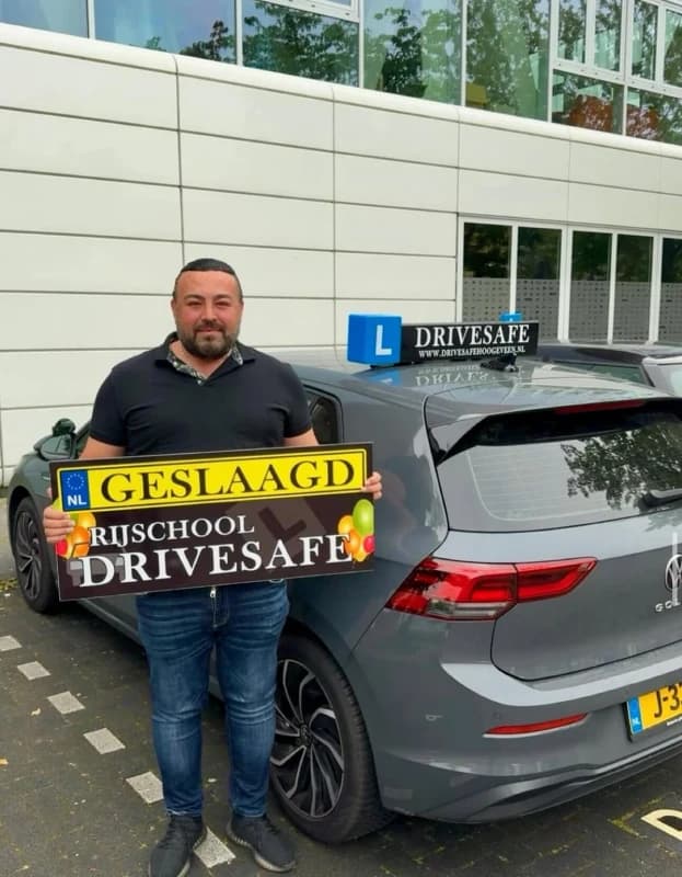 Een geslaagde leerling van DriveSafe Hoogeveen.